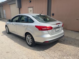 2018 Ford Focus SE - Exterior Rear Left Corner Image